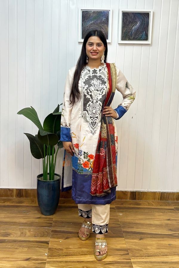 Noor-e-Rang Suit