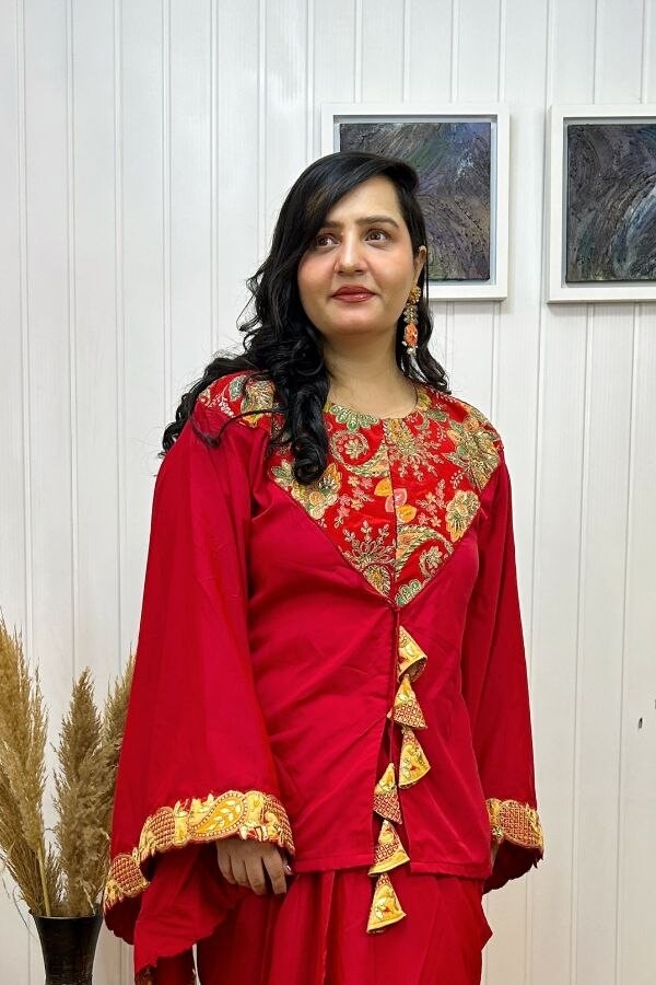 Laal Sadabahar Suit